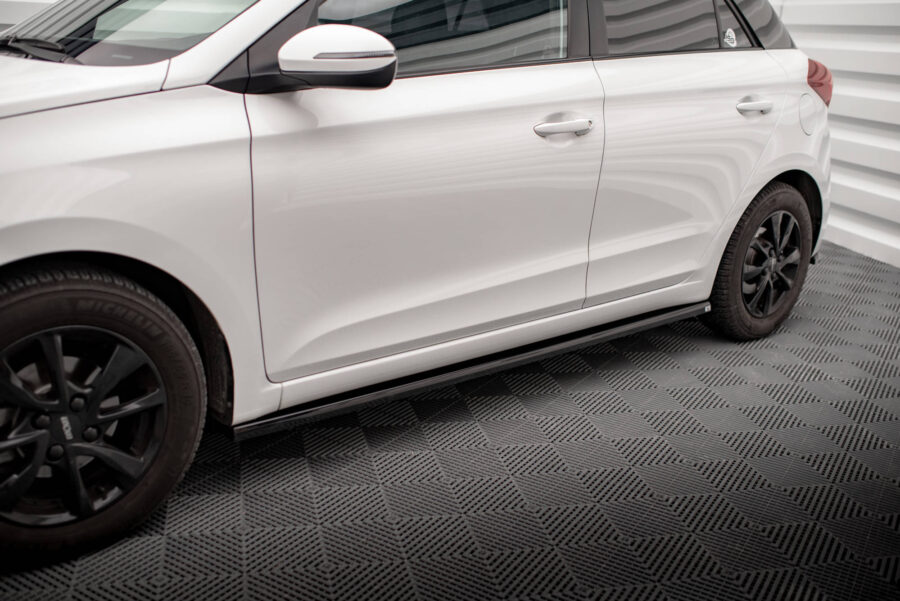 Sideskjørt Hyundai I20 Mk2 Facelift – bilde 1 av 5