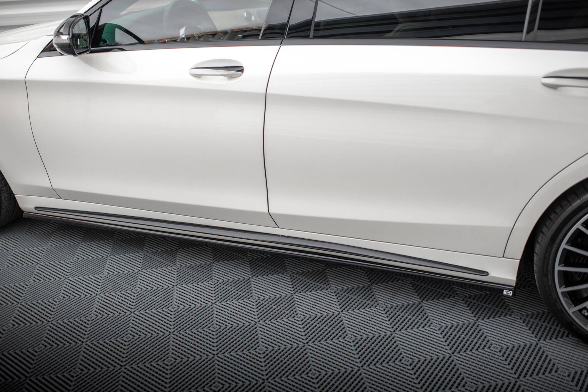 Sideskjørt Mercedes-Benz S Long AMG-Line W222 - Bilde 3