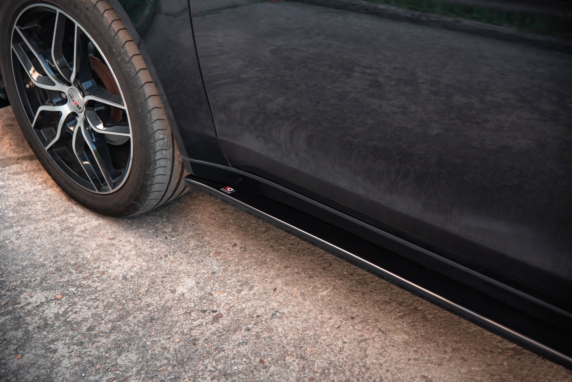 Sideskjørt Mitsubishi Lancer Mk8