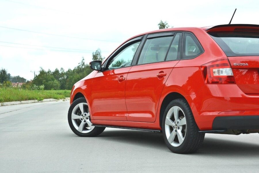 Sideskjørt Skoda Rapid – bilde 1 av 6