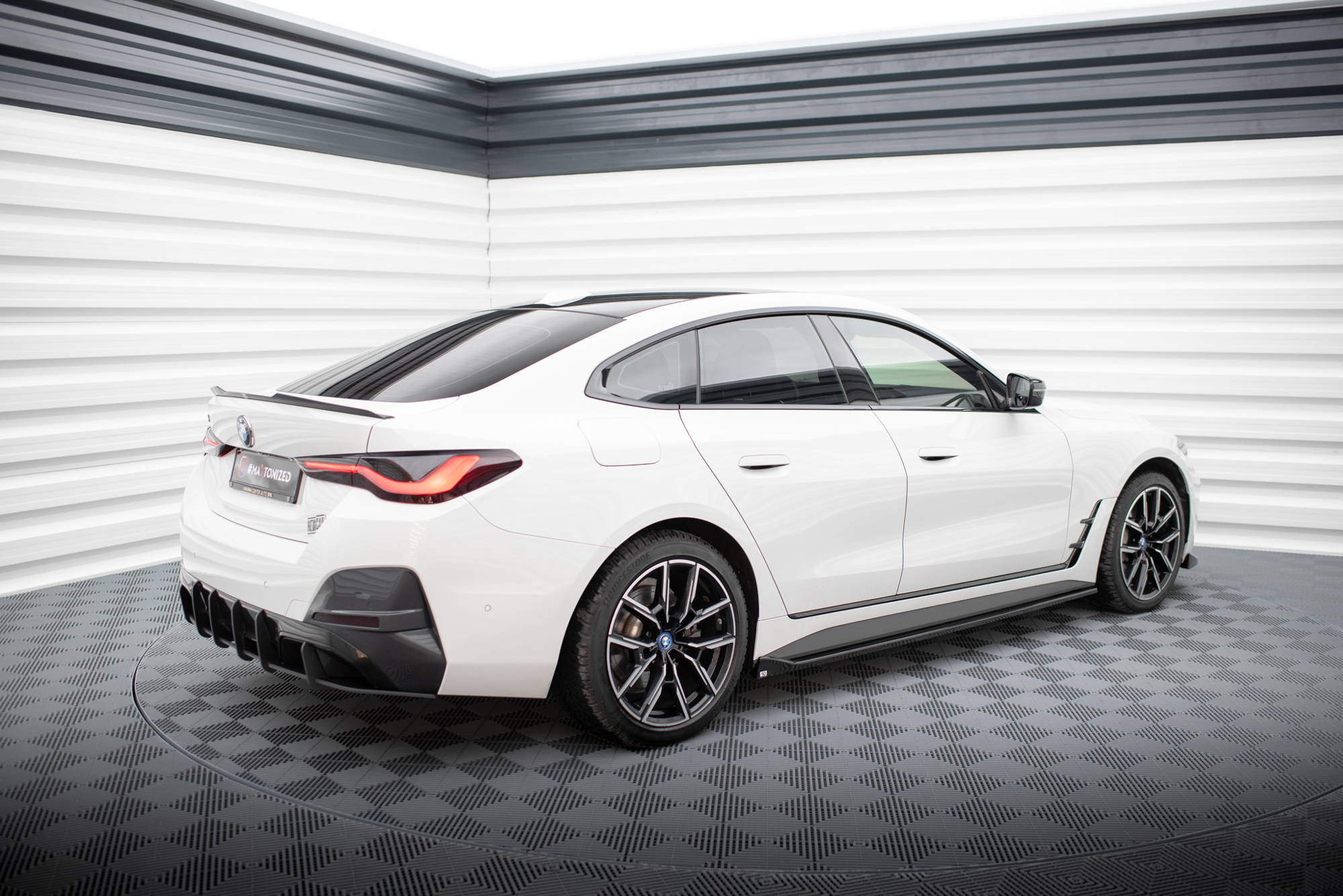 Sideskjørt V.1 BMW i4 M-Pack G26 - Bilde 3