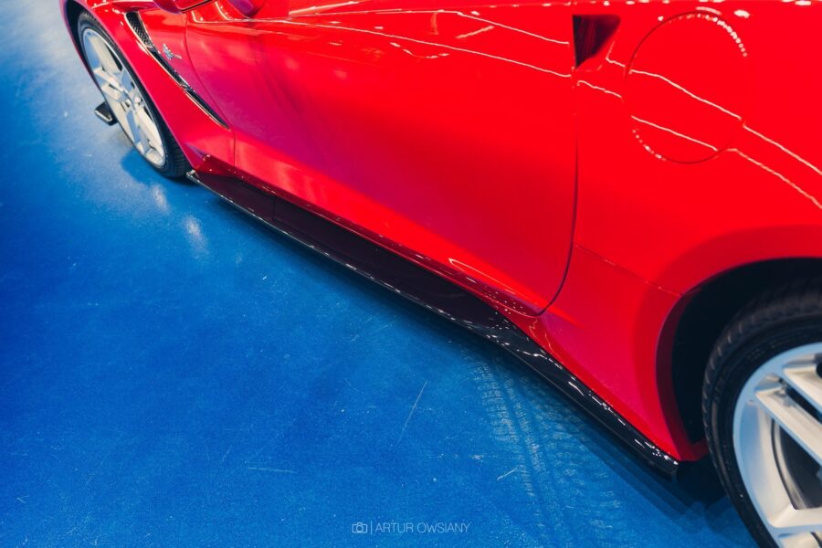 Sideskjørt V.1 Chevrolet Corvette Stingray C7 – bilde 2 av 5