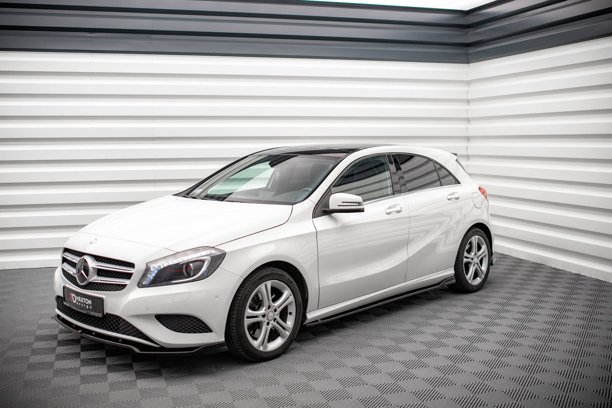 Sideskjørt V.1 Mercedes-Benz A W176 - Bilde 3