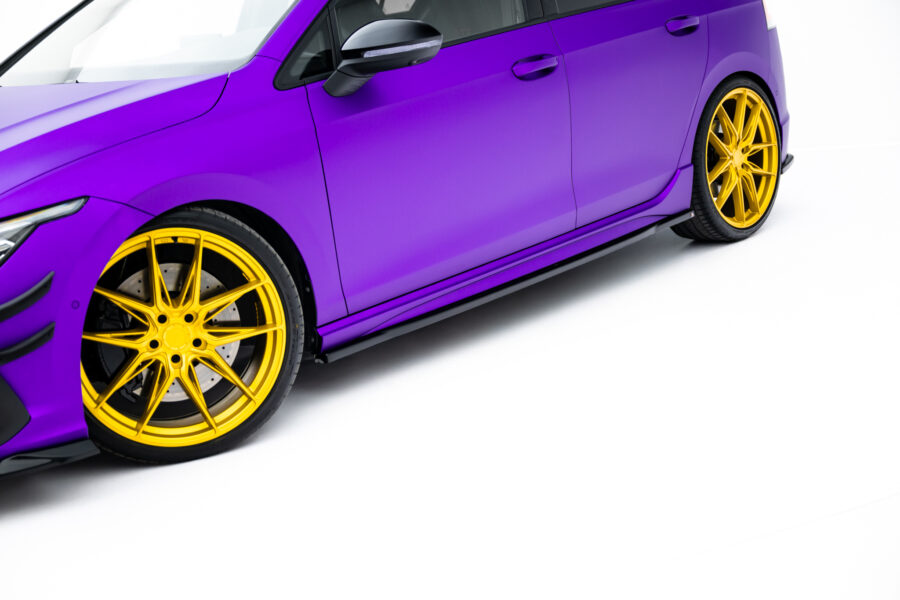 Sideskjørt V.1 Volkswagen Golf R Mk8 Facelift – bilde 1 av 6