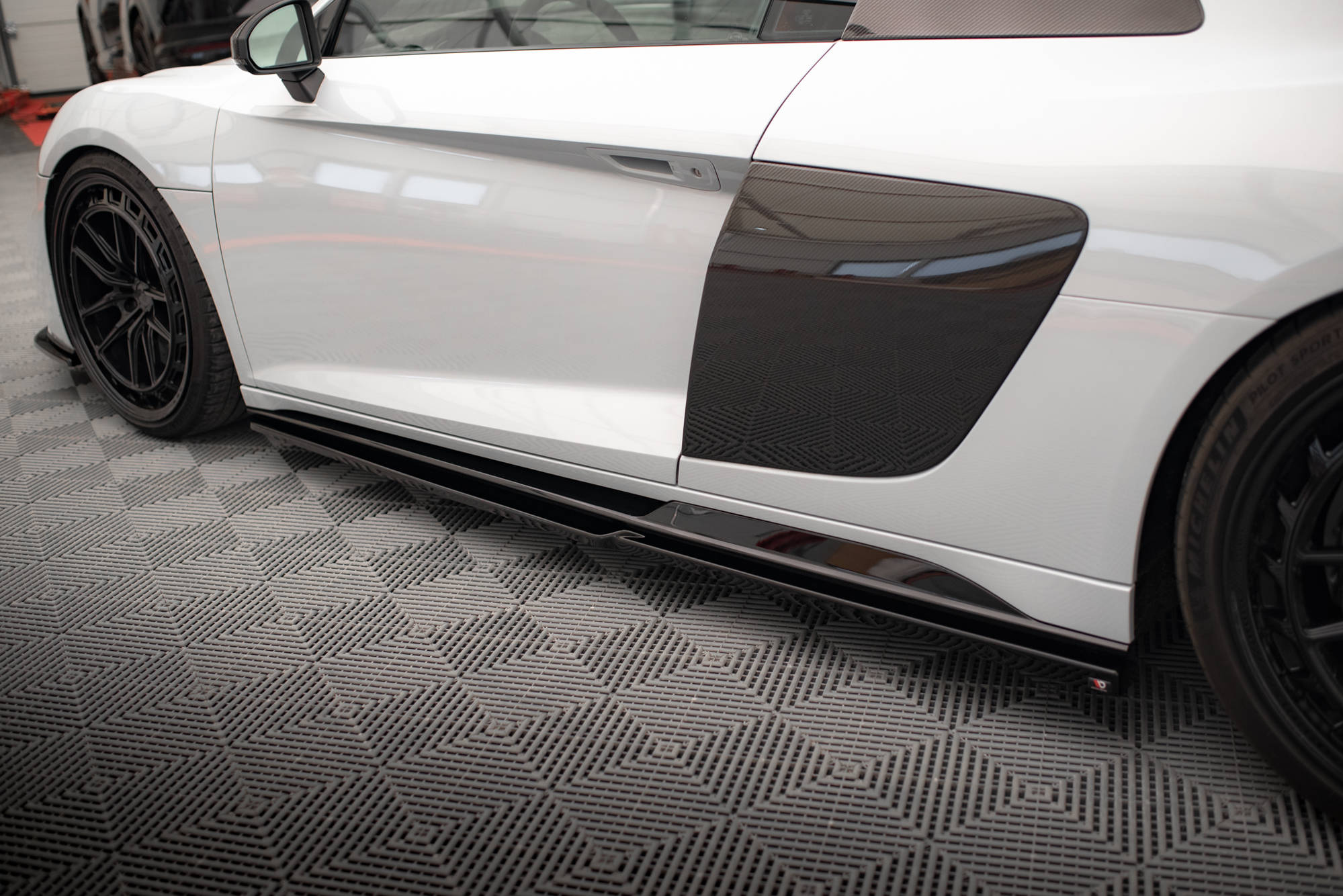 Sideskjørt V.2 Audi R8 Mk2 Facelift - Bilde 3