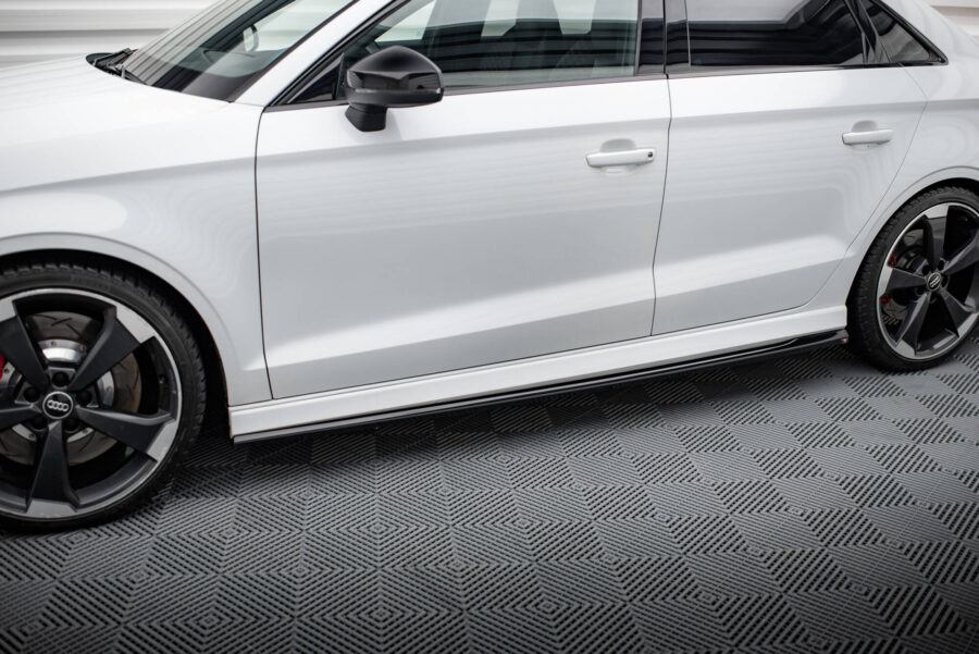 Sideskjørt V.2 Audi RS3 Sedan 8V Facelift – bilde 1 av 5