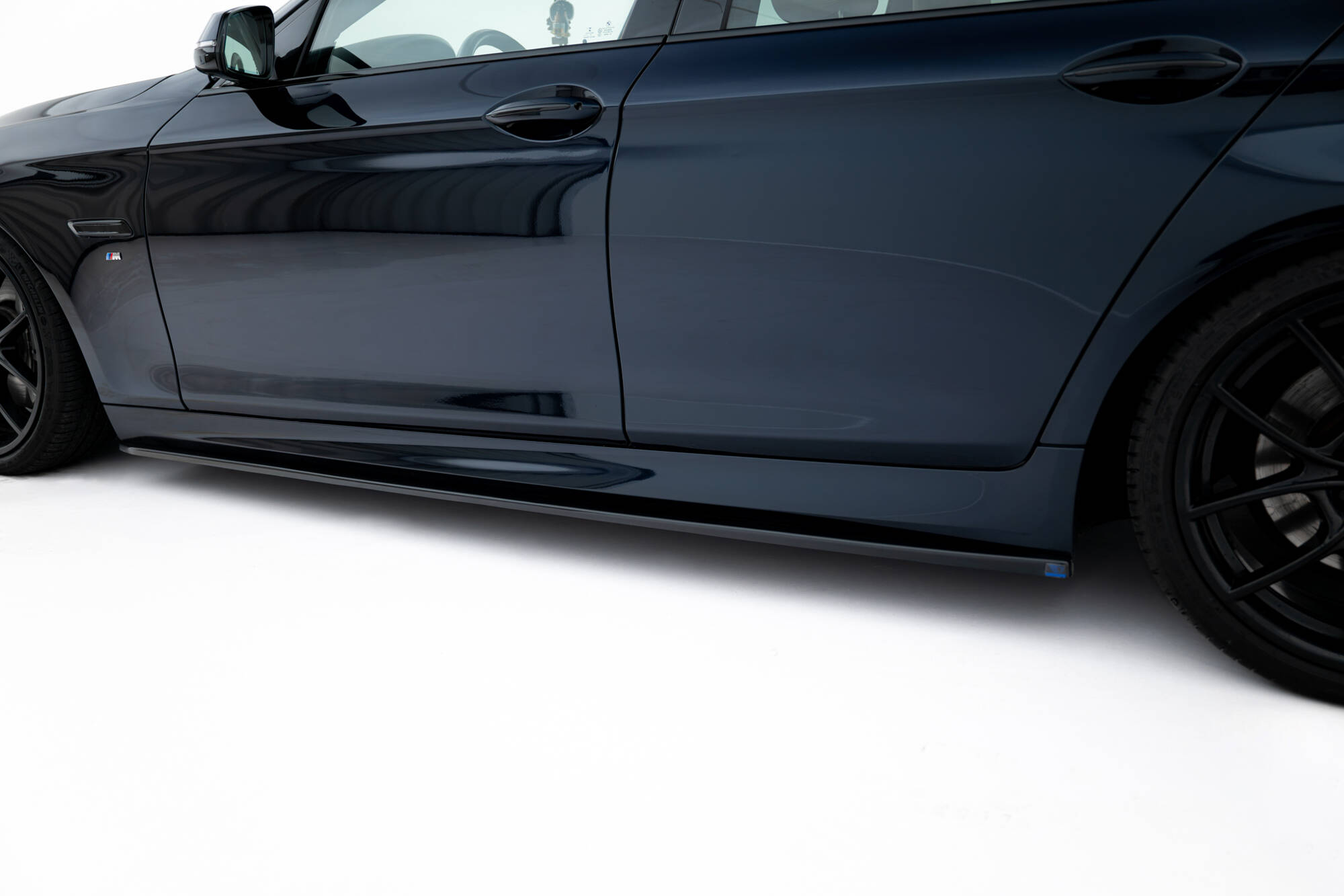 Sideskjørt V.2 BMW 5 F10/F11 M-Pack / M5 - Bilde 3