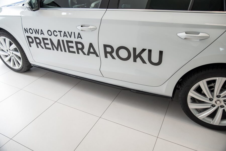 Sideskjørt V.2 Skoda Octavia Mk4 – bilde 1 av 7
