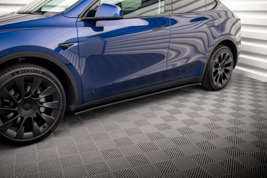 Sideskjørt V.2 Tesla Model Y – bilde 1 av 5