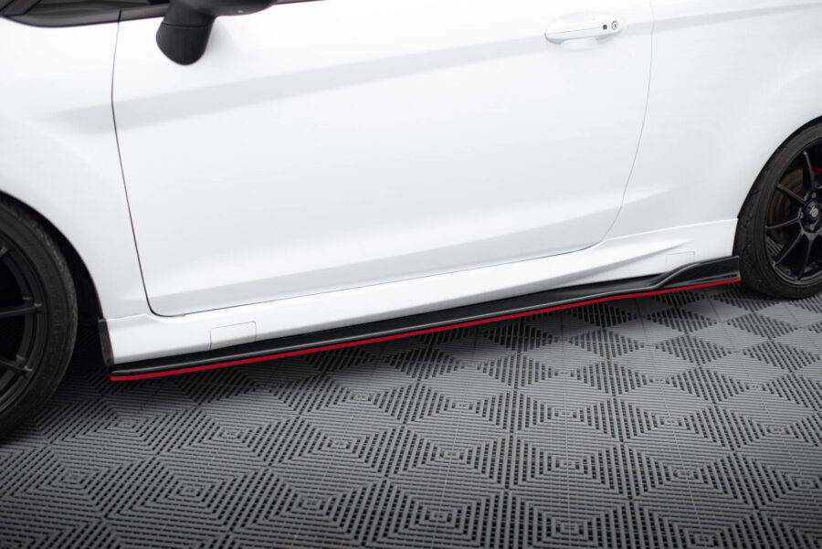 Sideskjørt V.3 Ford Fiesta ST / ST-Line Mk7 – bilde 1 av 5
