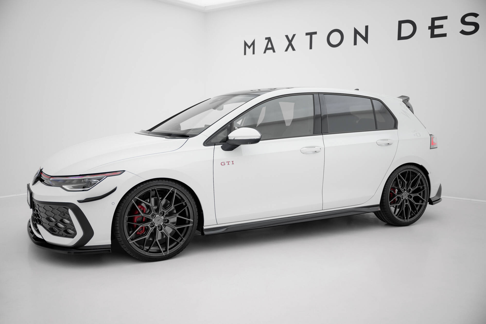 Sideskjørt V.3 Volkswagen Golf GTI / GTE / GTI Clubsport / GTD / R-Line Mk8 - Bilde 2