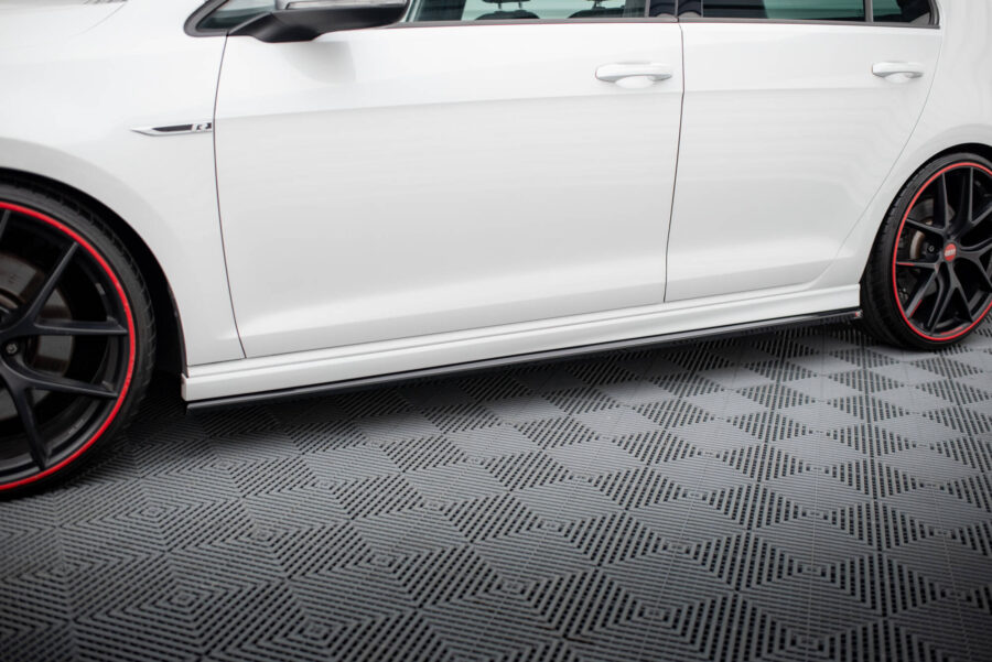 Sideskjørt V.3 Volkswagen Golf R / R-Line Mk7 – bilde 1 av 5
