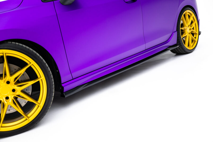 Sideskjørt V.5 Volkswagen Golf R Mk8 / Mk8 Facelift – bilde 1 av 7