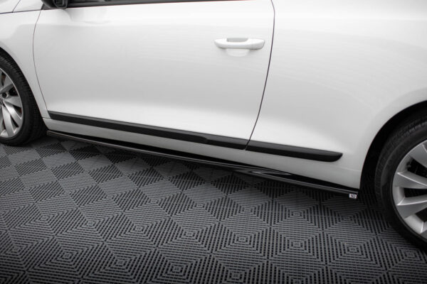 Sideskjørt Volkswagen Scirocco Mk3 Facelift – bilde 2 av 5