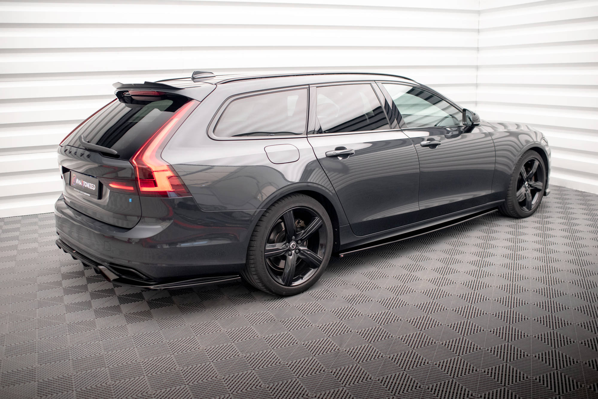 Sideskjørt Volvo V90 / S90 R-Design Mk2 - Bilde 3