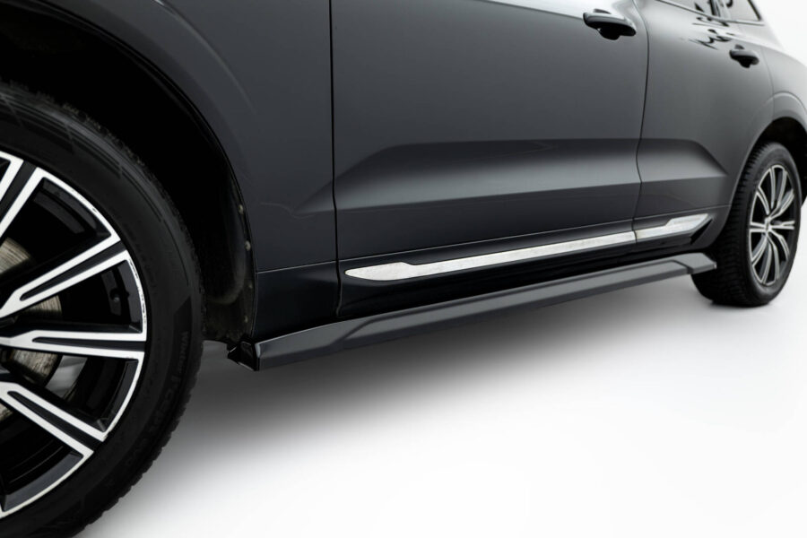 Sideskjørt Volvo XC60 Mk2 – bilde 1 av 5
