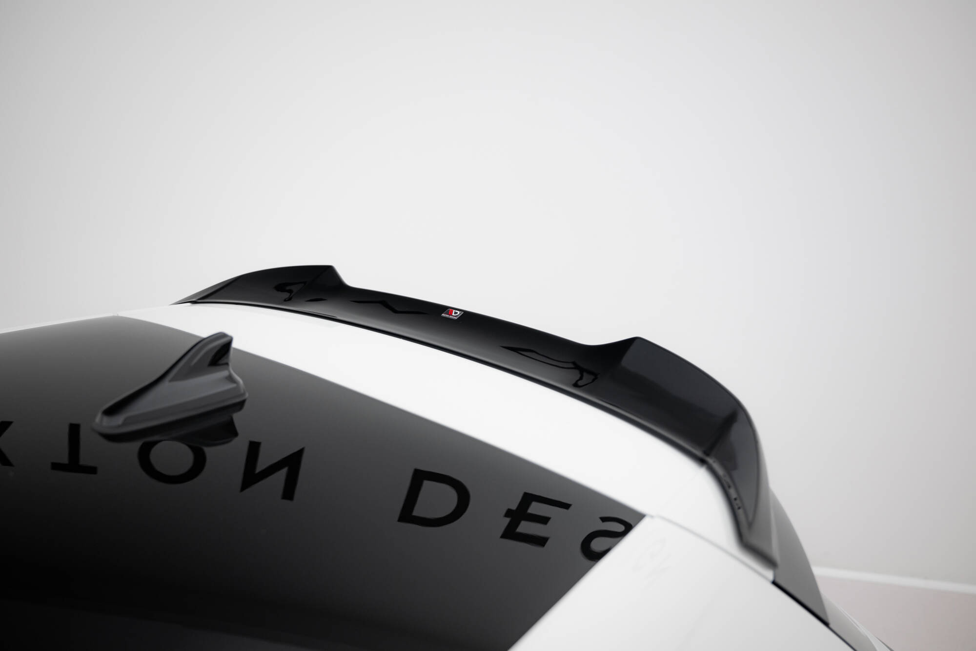 Spoiler Cap 3D Volkswagen Golf GTI / GTE / GTD / R-Line / R Mk8 - Bilde 4