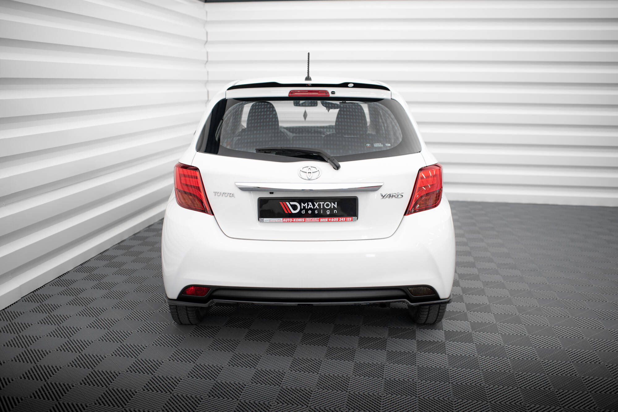 Spoiler Cap Toyota Yaris Mk3 Facelift - Bilde 2