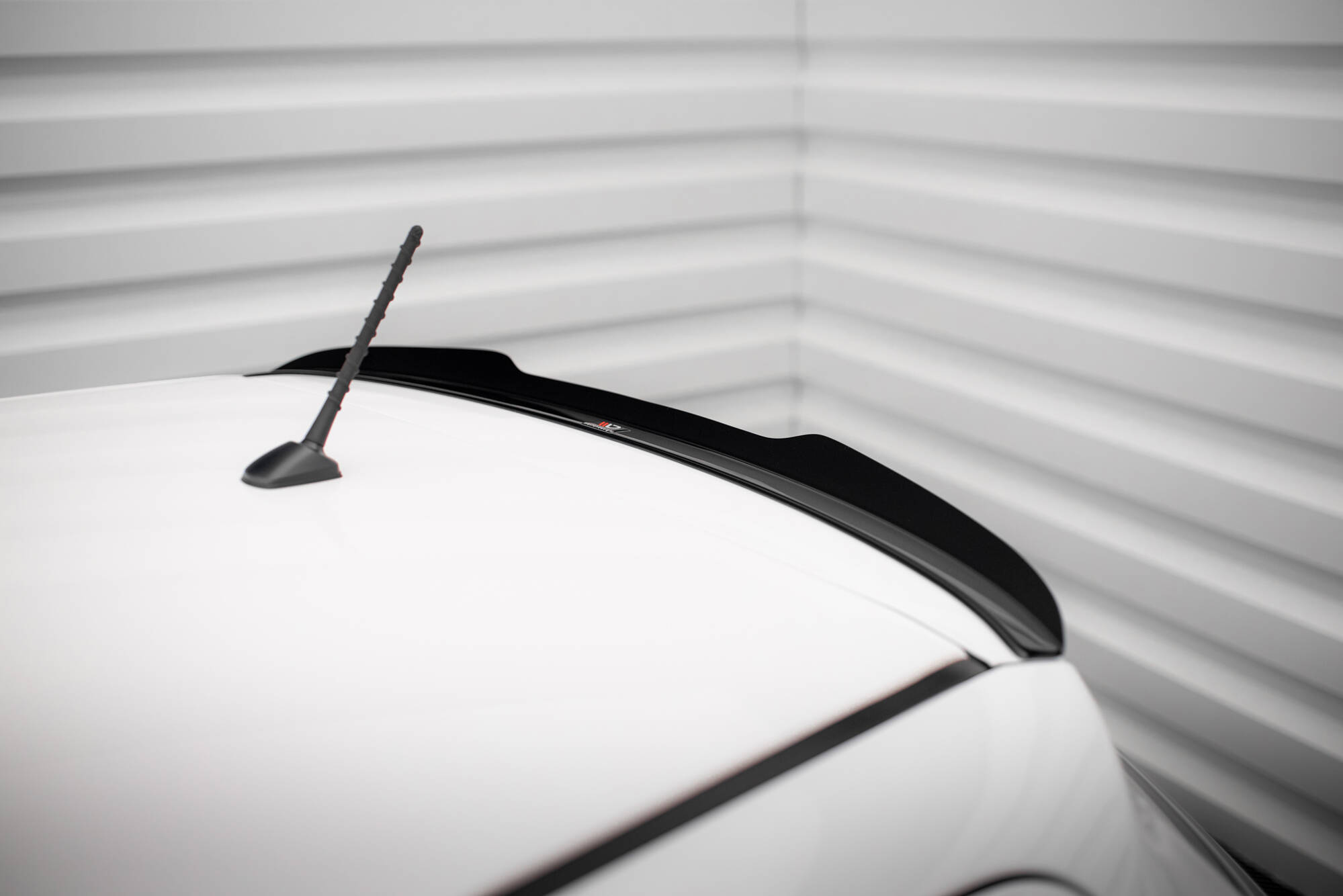 Spoiler Cap Toyota Yaris Mk3 Facelift - Bilde 3