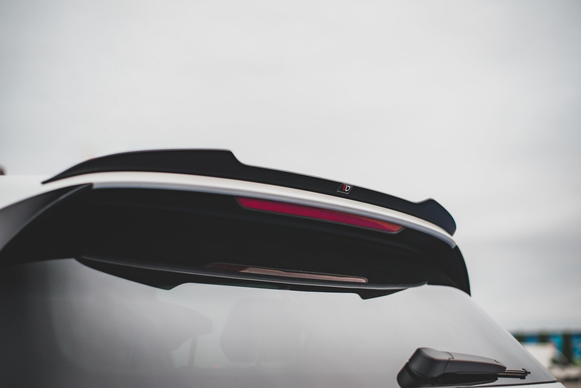 Spoiler Cap V.1 Volkswagen Golf GTI / GTE / GTD / R-Line / R Mk8 - Bilde 4