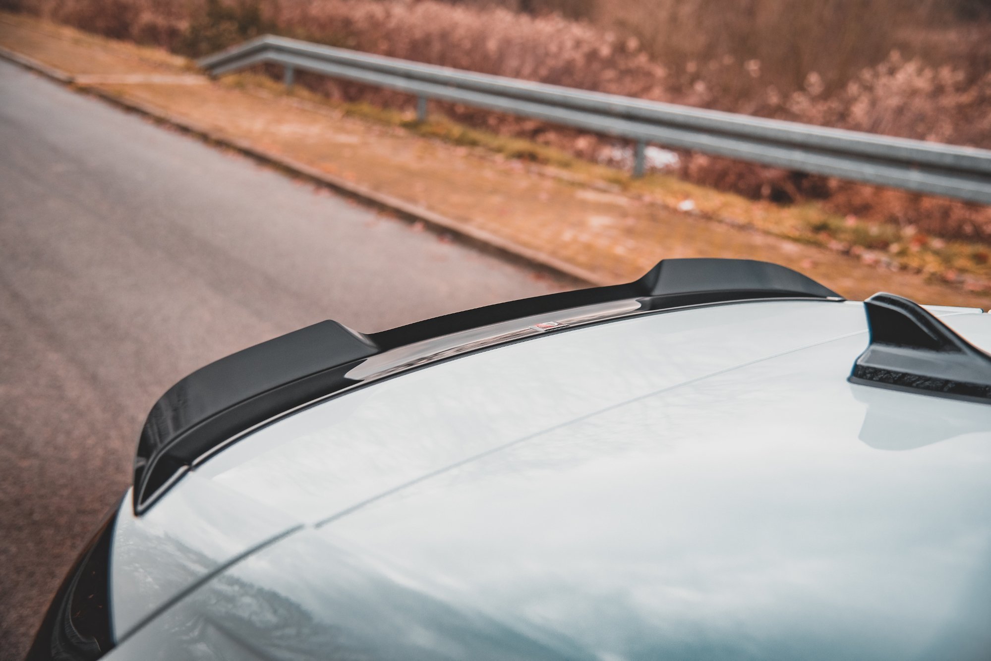 Spoiler Cap V.2 Volkswagen Golf GTI / GTE / GTD / R-Line / R Mk8 - Bilde 12