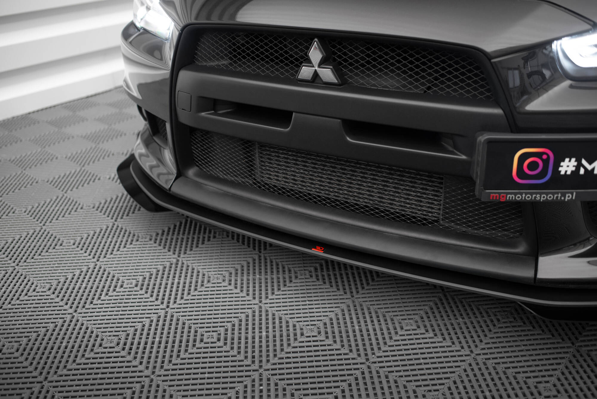 Frontleppe Street Pro Med Flaps Mitsubishi Lancer EVO X - Bilde 2