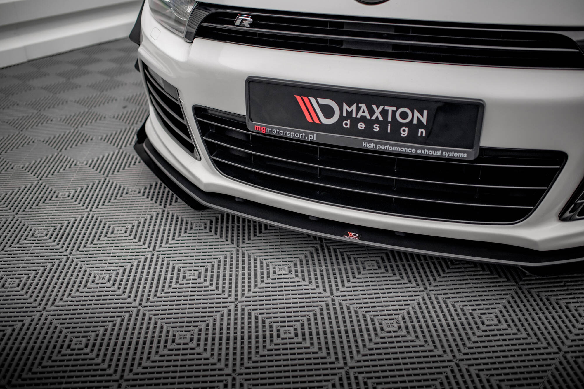 Frontleppe Street Pro Med Flaps Volkswagen Scirocco R Mk3 - Bilde 3