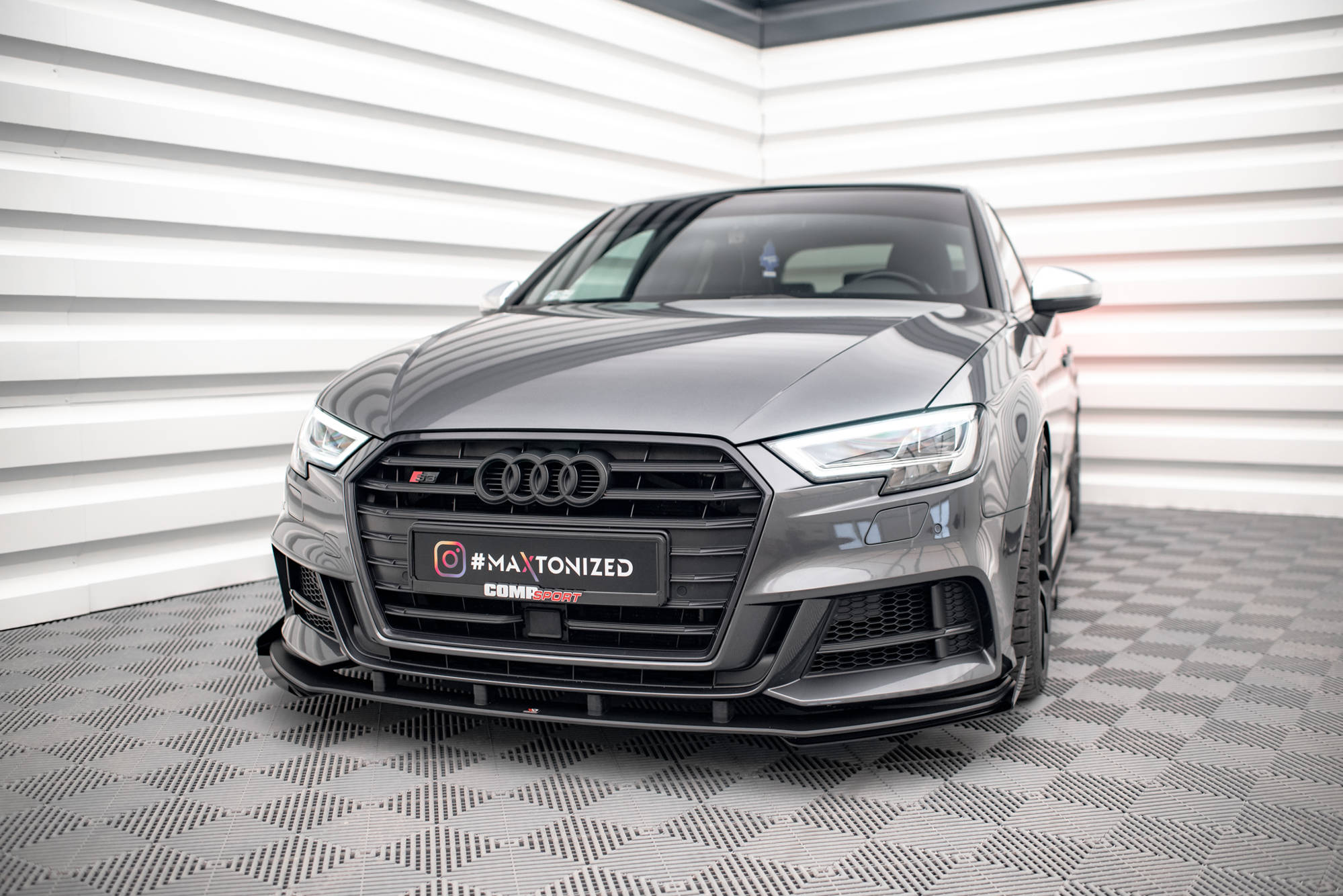 Frontleppe Street Pro V.1 Med Flaps Audi S3 / A3 S-Line Sportback 8V Facelift