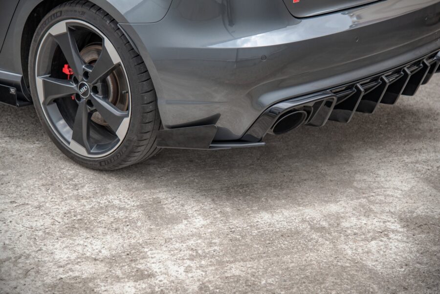 Bakre Flaps Street Pro Med Flaps Audi RS3 8V Sportback – bilde 1 av 7