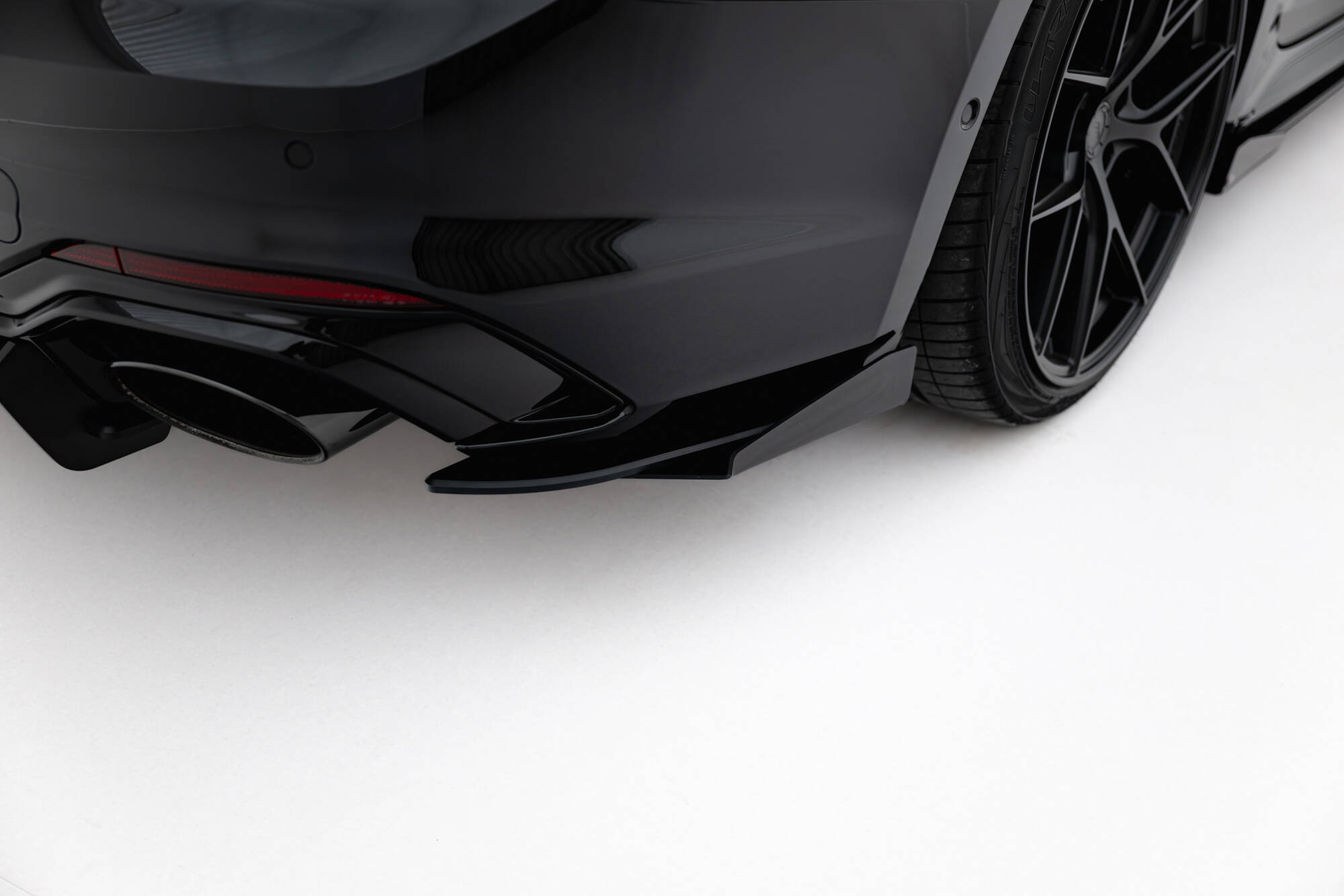 Bakre Flaps Street Pro Med Flaps Audi RS5 Sportback F5
