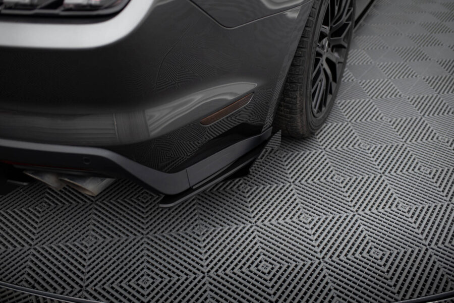Bakre Flaps Street Pro Med Flaps Ford Mustang GT Mk6 – bilde 1 av 5