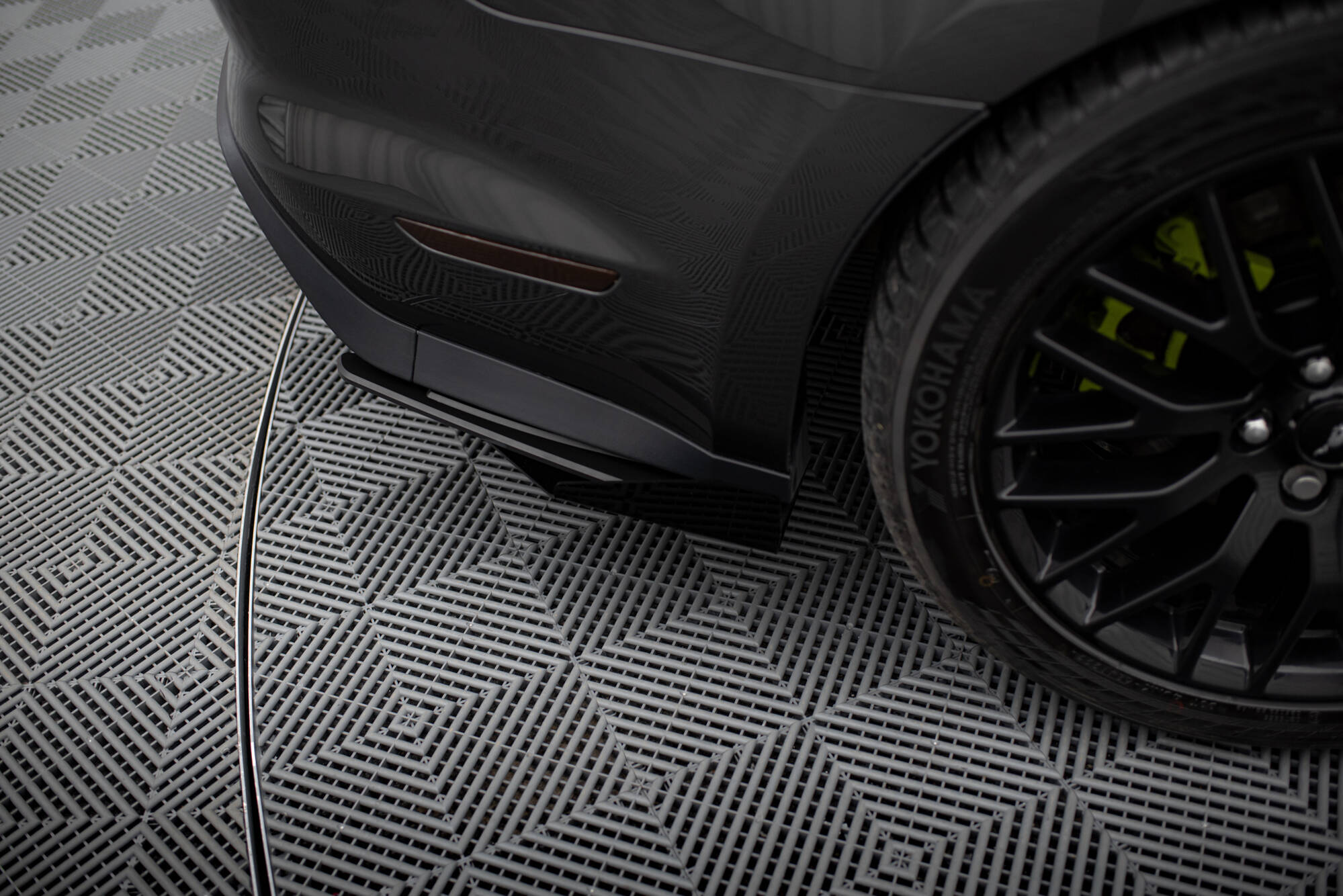 Bakre Flaps Street Pro Med Flaps Ford Mustang GT Mk6 - Bilde 3