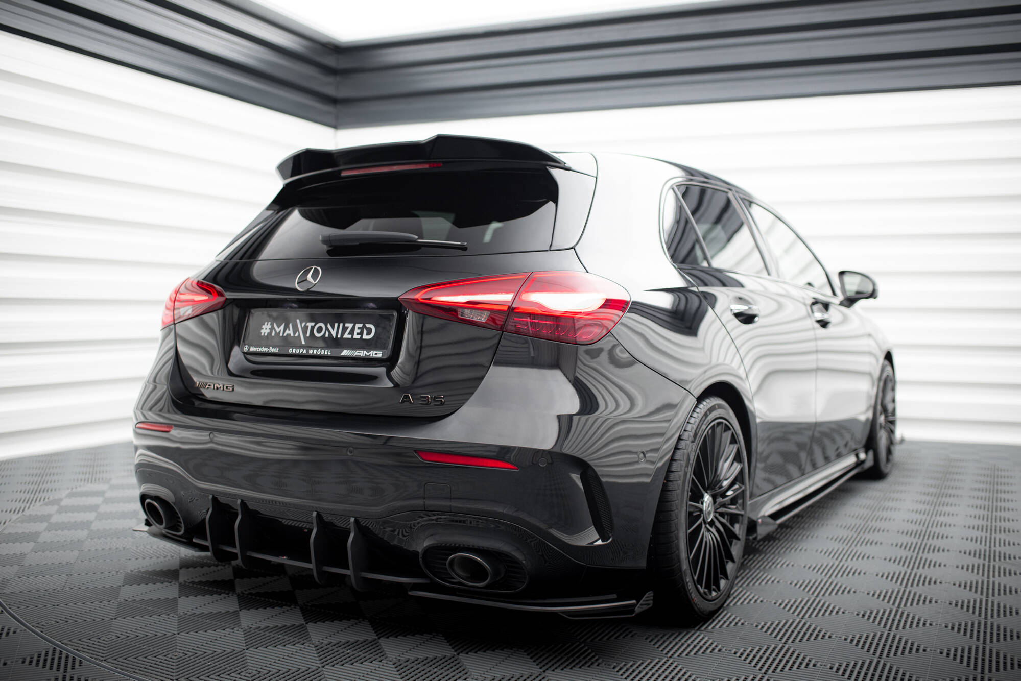 Bakre Flaps Street Pro Med Flaps Mercedes-AMG A35 Hatchback W177 - Bilde 3