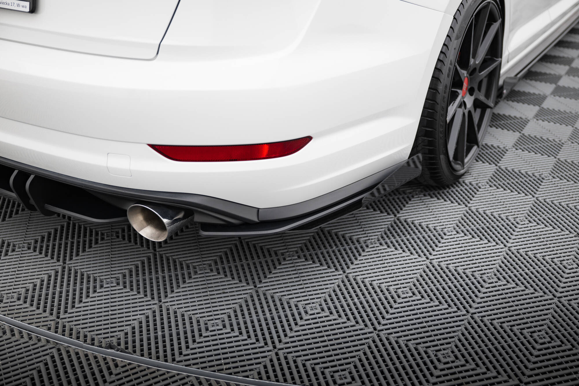 Bakre Flaps Street Pro Med Flaps Volkswagen Jetta GLI Mk7