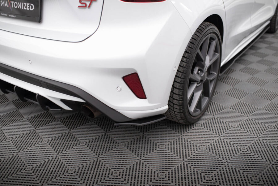Bakre Flaps Street Pro Ford Focus ST Mk4 – bilde 1 av 8