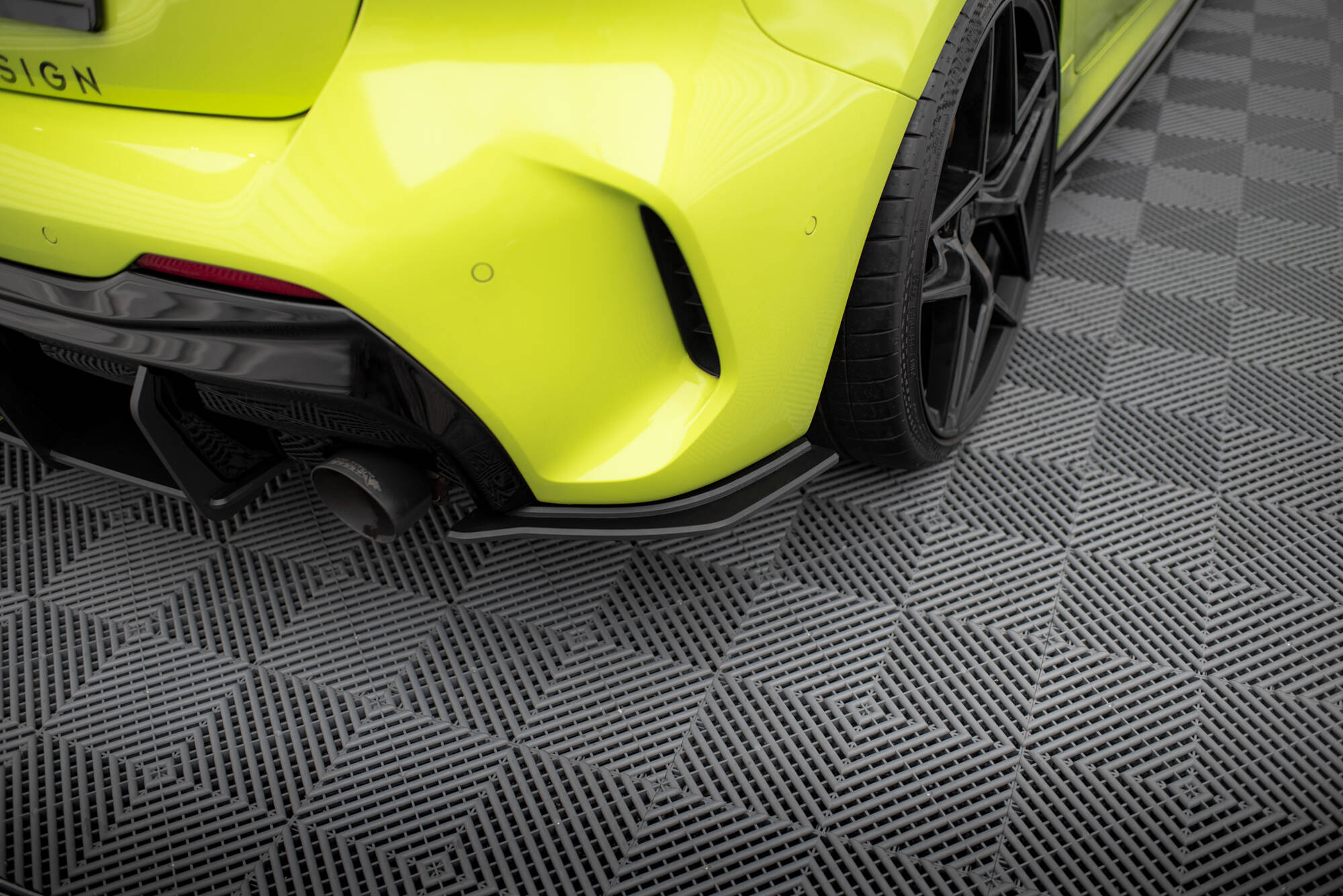 Bakre Flaps Street Pro V.1 BMW 1 F40 M-Pack / M135i