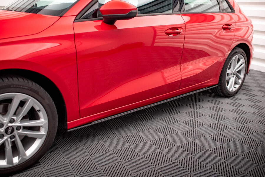 Sideskjørt Street Pro Audi A3 8Y – bilde 1 av 5