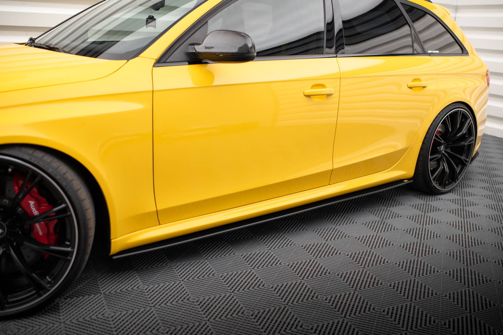 Sideskjørt Street Pro Audi RS4 B8 - Bilde 2