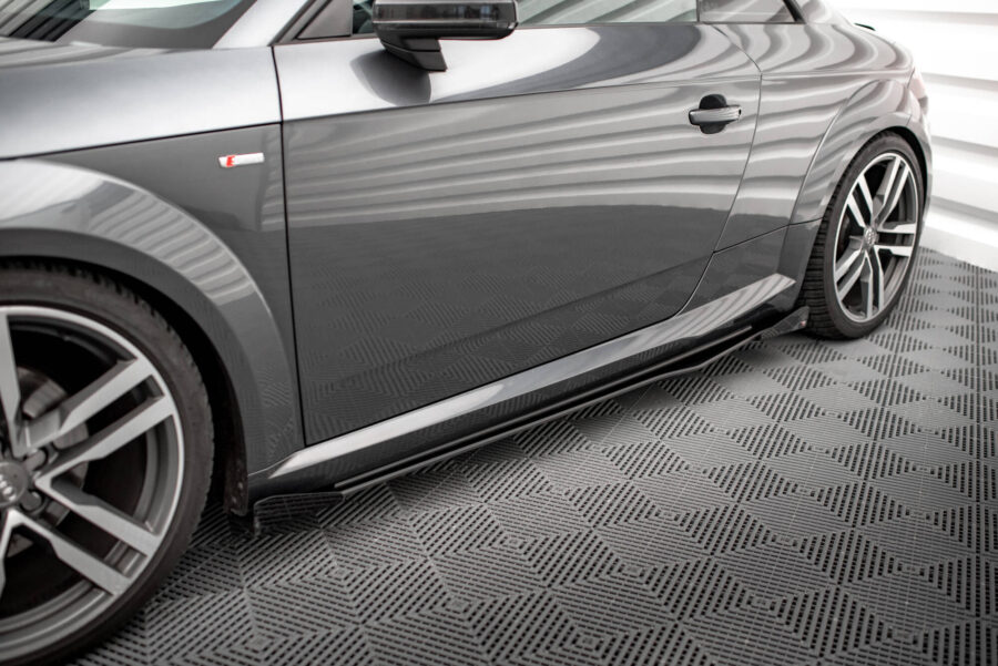 Sideskjørt Street Pro Med Flaps Audi TT S / S-Line 8S – bilde 1 av 6