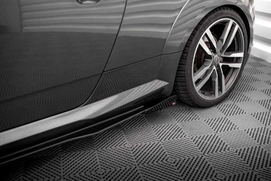 Sideskjørt Street Pro Med Flaps Audi TT S / S-Line 8S – bilde 2 av 6