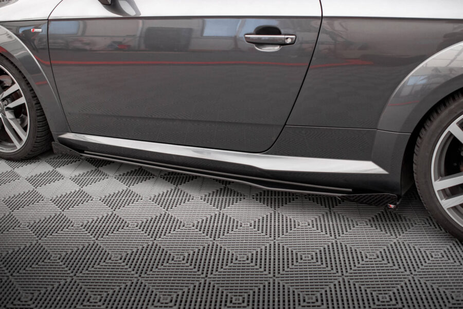 Sideskjørt Street Pro Med Flaps Audi TT S / S-Line 8S – bilde 3 av 6