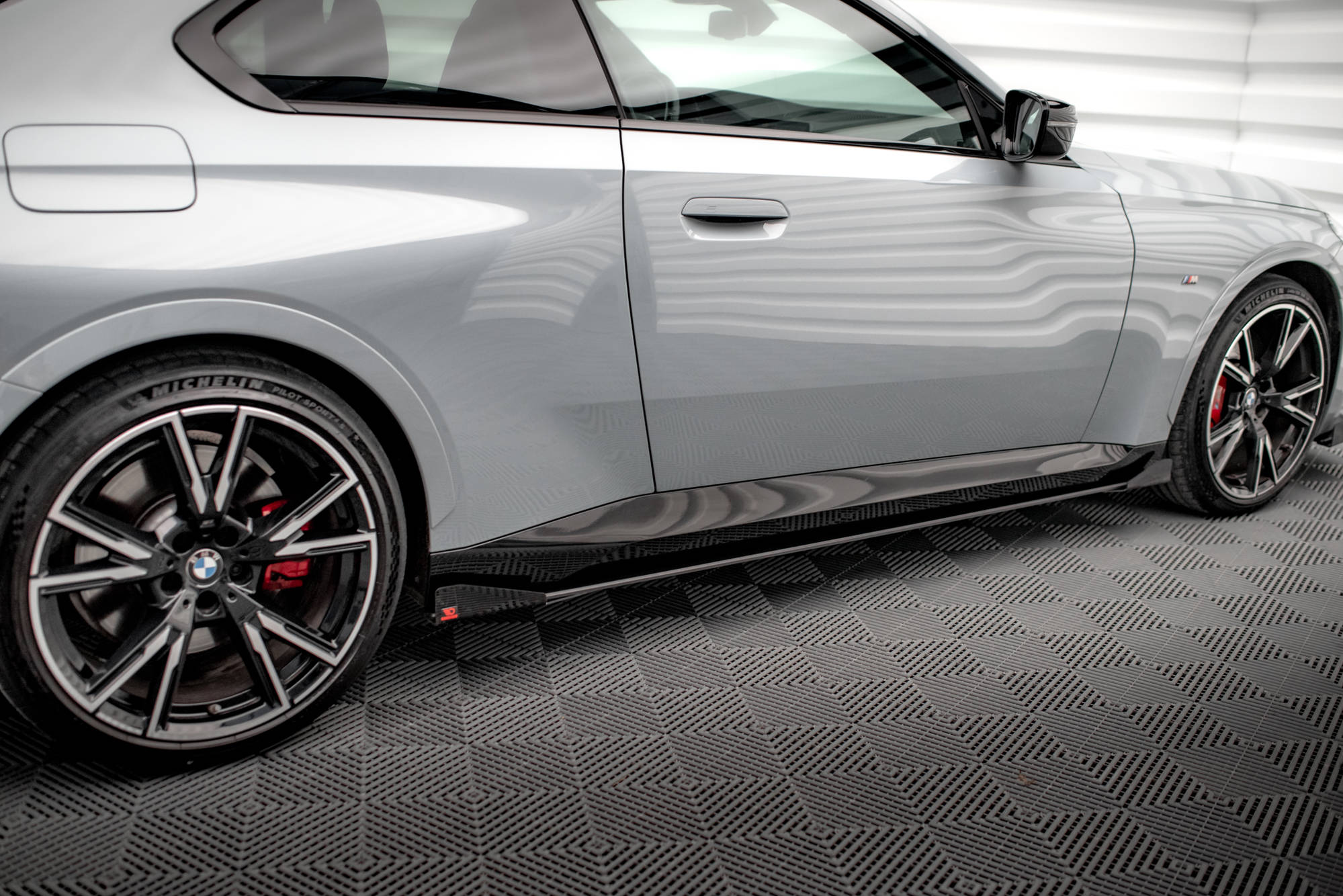 Sideskjørt Street Pro Med Flaps BMW 2 Coupe M-Pack / M240i G42 - Bilde 2