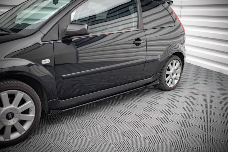 Sideskjørt Street Pro Med Flaps Ford Fiesta ST Mk6 – bilde 1 av 5