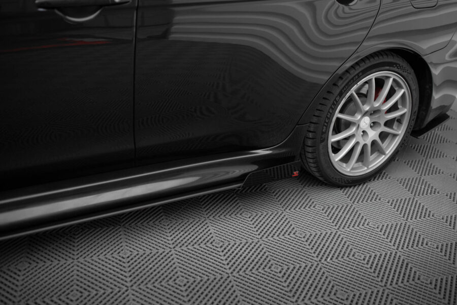 Sideskjørt Street Pro Med Flaps Mitsubishi Lancer EVO X – bilde 4 av 6