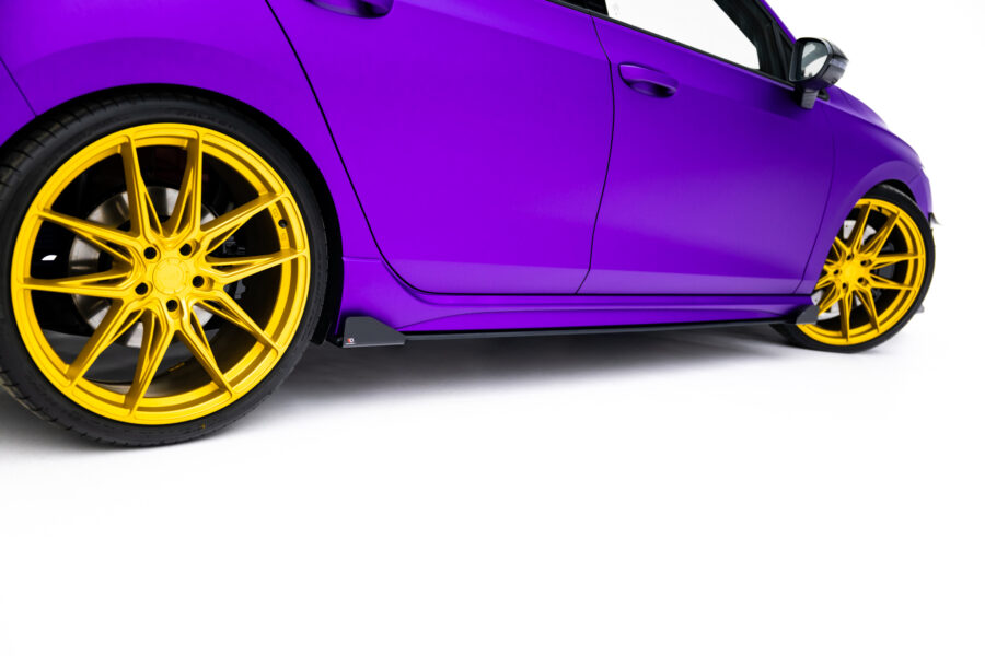 Sideskjørt Street Pro Med Flaps Volkswagen Golf R Mk8 / Mk8 Facelift – bilde 2 av 7