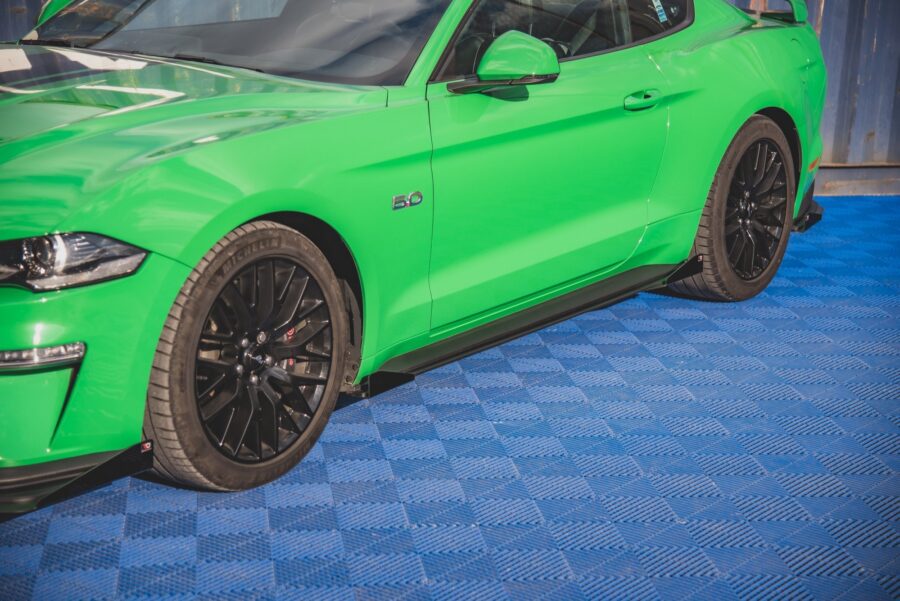 Sideskjørt Street Pro V.1 Med Flaps Ford Mustang GT Mk6 Facelift – bilde 1 av 4