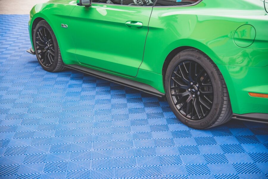Sideskjørt Street Pro V.1 Ford Mustang GT Mk6 Facelift – bilde 1 av 4