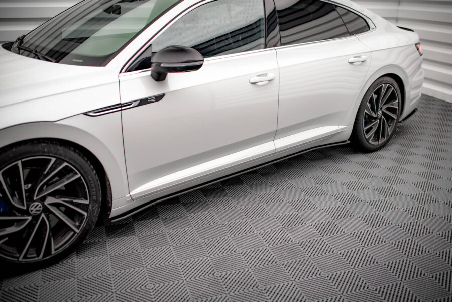 Sideskjørt Street Pro V.2 Volkswagen Arteon R / R-Line Facelift – bilde 1 av 5