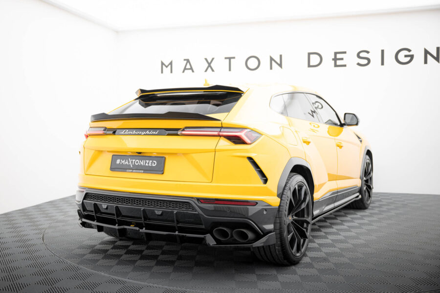Nedre spoiler Cap Lamborghini Urus Mk1 – bilde 3 av 5