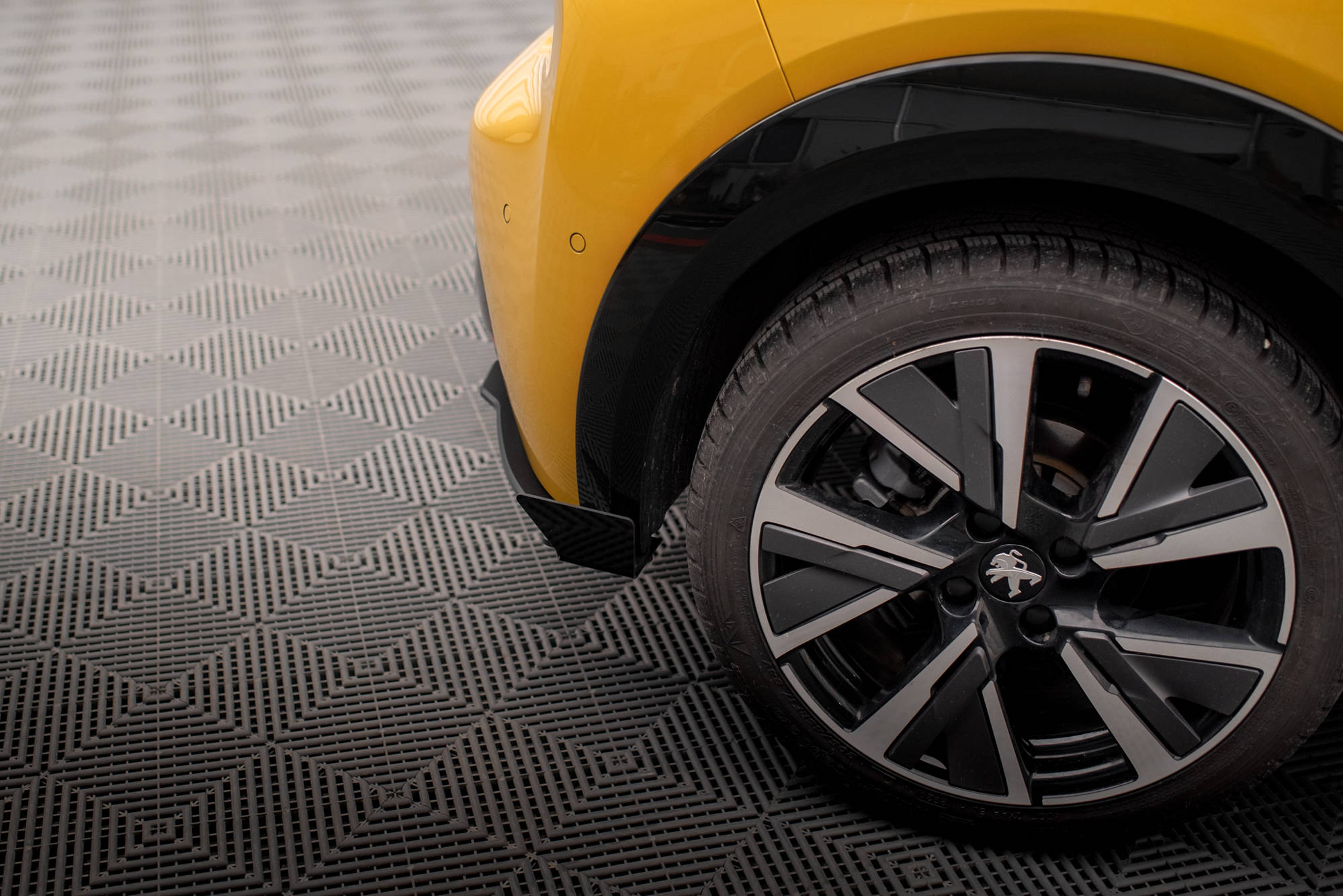 Bakre Flaps Peugeot 208 GT Mk2